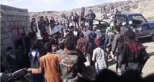 بسبب اسرائيل.. مليشيا الحوثي تعتدي على مالك محطة بترول بذمار