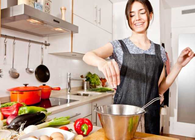 بتعرف تحضر الأكلات القديمة والجديدة كمان.. أبراج حريفة فى الطبخ