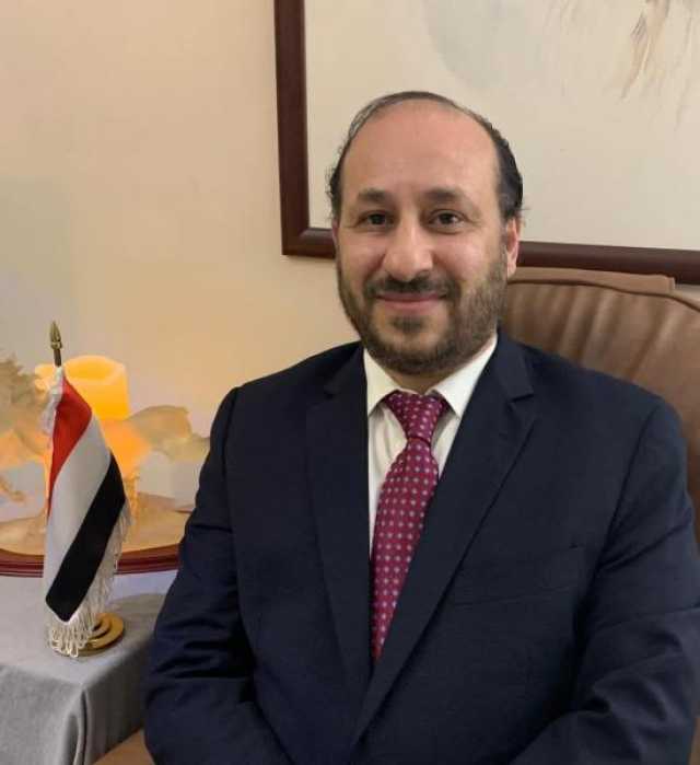 مسؤول حكومي يطالب بفتح تحقيق عاجل في وفاة وزير الاتصالات: سيلحقه مسؤولون كُثُر