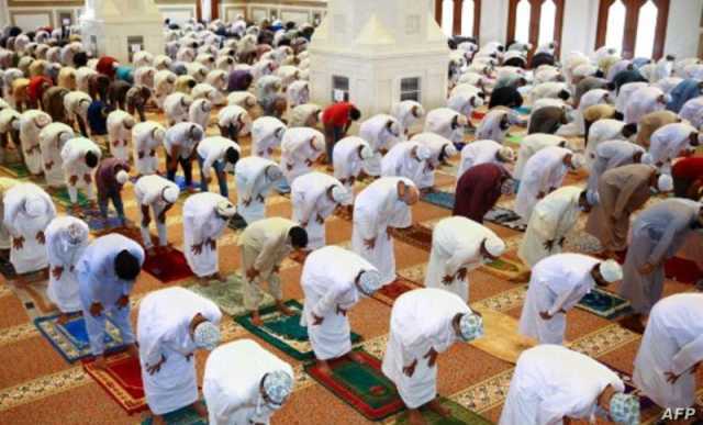 صلاة الجماعة فى العمل جائزة لإعتبارها جزء صغير من المسجد