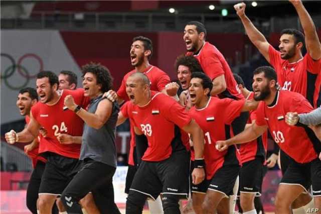 على ملعب الأولمبي بالقاهرة مبارة حاسمة بين منتخب مصر ونظيرة السعودى اليوم