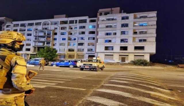 ما الذي يجري ؟ قوات تابعة للإنتقالي الجنوبي تنتشر بشكل واسع في عدن