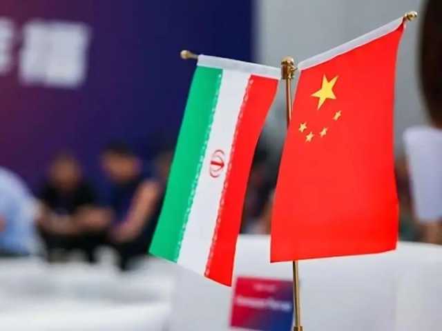 تعليق تجارة النفط بين الصين وإيران بعد خلاف حول الأسعار