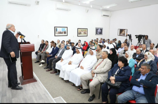 خمسة شعراء ينشدون للحب والجمال في سادس أيام ”الشارقة للشعر العربي”