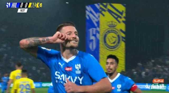 الهلال يفوز على النصر بثنائية.. ويتوج بكأس موسم الرياض