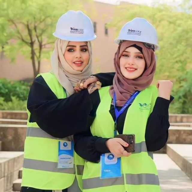 فنانة يمنية تدخل القفص الذهبي بعد إعتزالها الفن