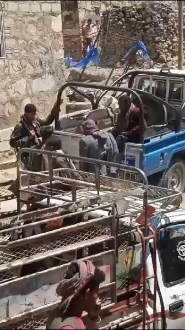 على الطريقة الإسرائيلية.. الحوثيون يرتكبون ‘‘العيب الأسود’’ بحق نساء وسط اليمن.. وأنباء عن إجهاض امرأة (فيديو)