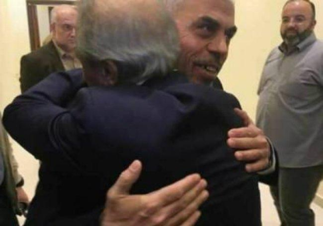 تسريب ما يدور في الغرف المغلقة حول”من يحكم غزة بعد حماس”.. إسرائيل تختار شخصية فلسطينية بارزة.. ما علاقته بالسنوار؟!
