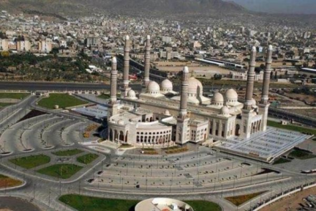 علي عبدالله صالح يرد على كشف جماعة الحوثي مساعيها لتحويل جامع الصالح إلى بيارات مجاري لصنعاء!.. فيديو افتراضي