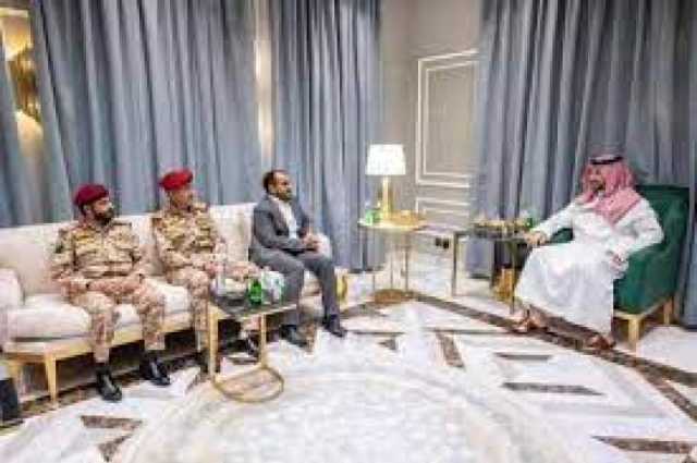 ”الصمت مقابل التسوية”..كاتب صحفي يدعو الى تحريك الجبهات وتفعيل المقاومة حتى لاتباع القضية اليمنية