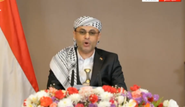 خبير عسكري سعودي يعلق على خطاب القيادي الحوثي: ”المشاط يقول عين الصواب والعقل والمنطق”!