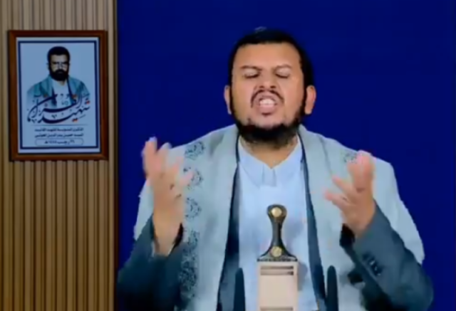 هل لا زالت تصرفات فردية؟.. عبدالملك الحوثي يبرر اعتقال الناشطين وتكميم الأفواه ويحذر: مواقع التواصل عالم مفخخ وملغوم