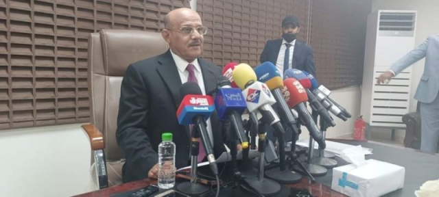 كشف أسباب قراراته الأخيرة ومن يقف خلفها.. أبرز ما ورد في المؤتمر الصحفي لمحافظة البنك المركزي اليمني