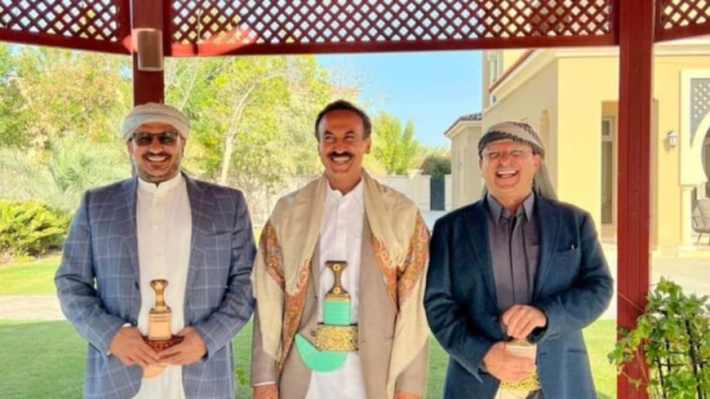 أول رد لمقرب من طارق صالح على التصريح المثير لرئيس إصلاح مأرب ”الشريف” ضد عمار وطارق وأحمد علي