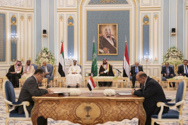 المجلس الانتقالي يعلن صراحة رفضه تنفيذ أهم ما وقع عليه في اتفاق الرياض ويكشف سبب رفضه لـ”قوات درع الوطن”