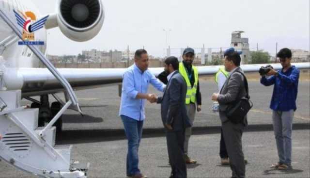 هدف شيطاني وراء مشاركة الحوثيين في مفاوضات مسقط: مسؤول حكومي يكشفه