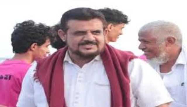 ”عدن على المحك: اعلامي ينذر قبيلة ”عشال” بتحول القضية إلى كارثة”
