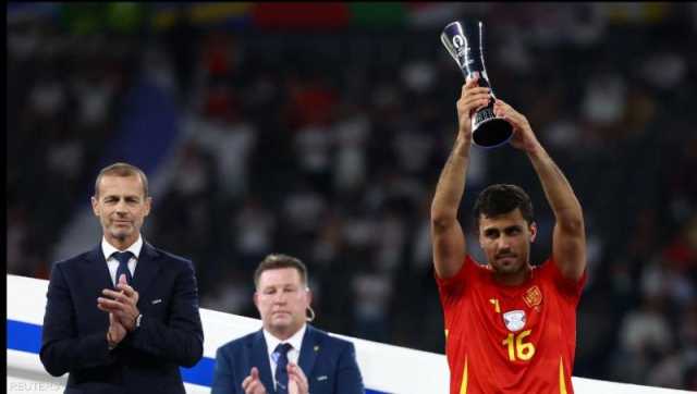 ”سيادة الأسبان: رودري ولامين يقودان إسبانيا للتتويج بالبطولة الأوروبية ”يورو 2024””