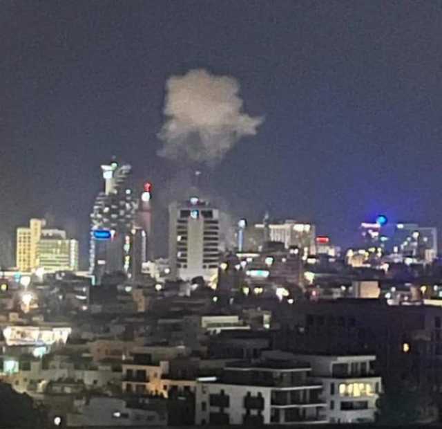 انفجار عنيف يهز ‘‘تل أبيب’’ صباح اليوم وسقوط قتيل وجرحى.. وإعلان حوثي بشأنه (فيديو)