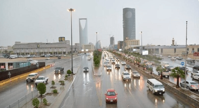 طقس المملكة اليوم.. أجواء مستقرة وأمطار حفيفة على سواحل مكة المكرمة