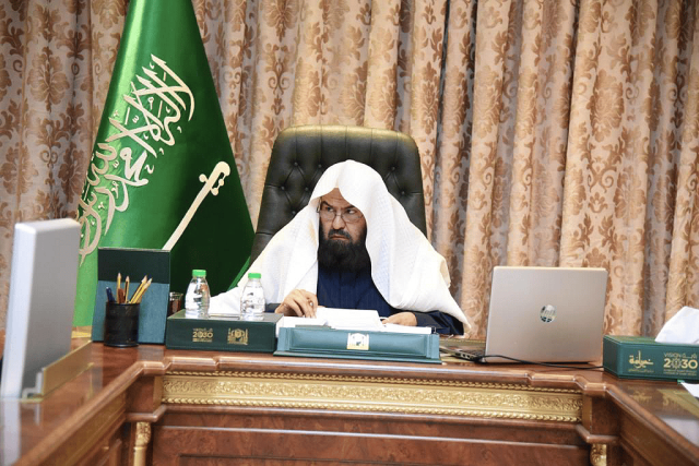 رئيس الشؤون الدينية: نهدف للقضاء على الفتاوى الشاذة والانتقال للرقمنة