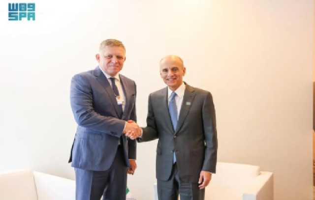 الجبير يستعرض العلاقات الثنائية والتعاون المشترك مع رئيس وزراء سلوفاكيا
