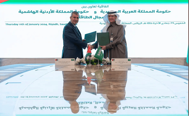 الأمير عبدالعزيز بن سلمان يوقع مع نظيره الأردني اتفاقية تعاون في مجال الطاقة