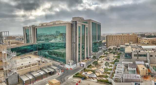 'سعود الطبية' تحذر من الآثار الجانبية للمستحضرات العشبية في الشتاء