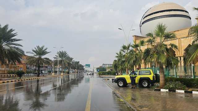 الدفاع المدني يواصل متابعة الحالة المطرية في المملكة 