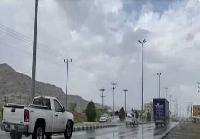 الأرصاد عن طقس الجمعة: أمطار رعدية ورياح نشطة على عدة مناطق