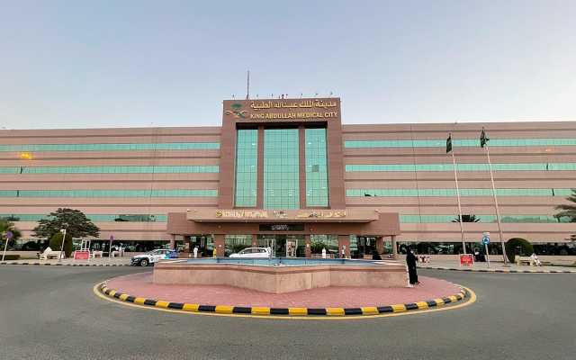 زراعة 57 قرنية للعين في مدينة الملك عبدالله الطبية خلال 2023