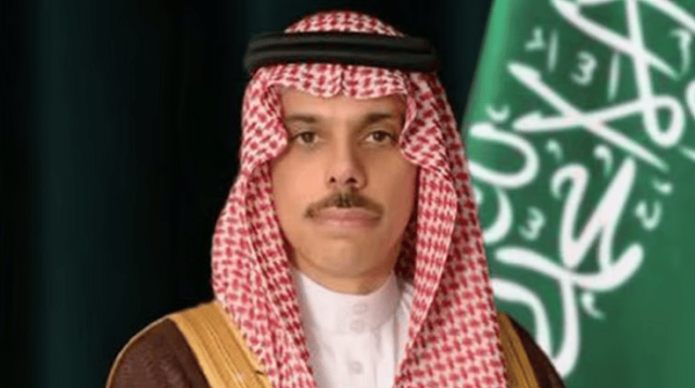 وزير الخارجية يصل دافوس لترؤس وفد المملكة المشارك في اجتماع المنتدى السنوي
