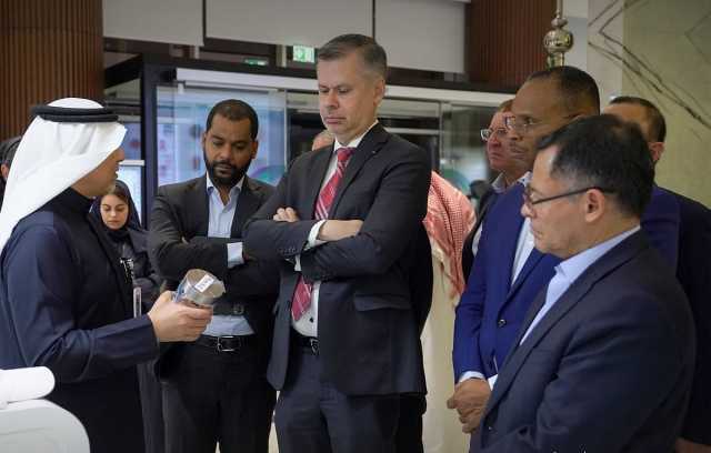 وفد من البنك الدولي يطلع على الأعمال والمشروعات الاستثمارية لمجموعة 'سرك'