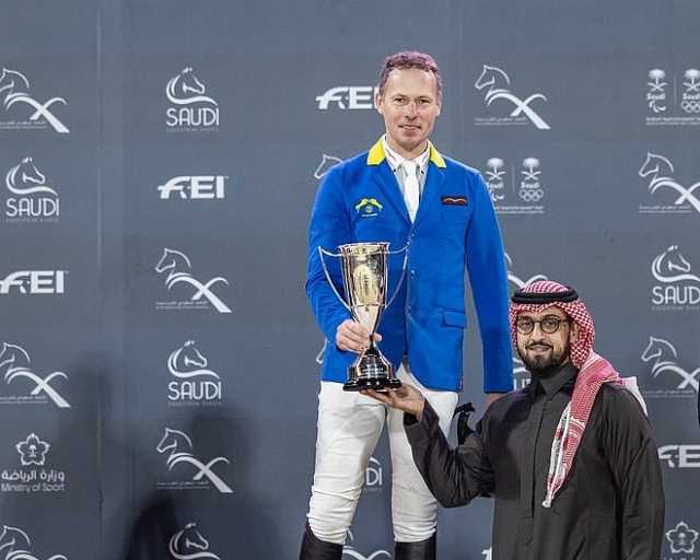 تتويج الألماني كريستيان ألمان بكأس 'قفز السعودية'
