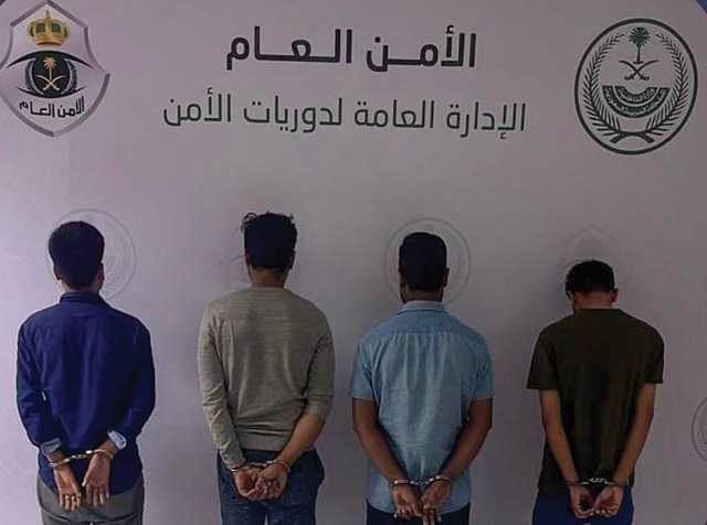 القبض على 4 مقيمين لترويجهم الشبو بمحافظة جدة