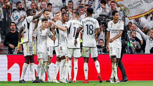 خلاف بين انشيلوتي وبيريز بسبب لاعب ريال مدريد