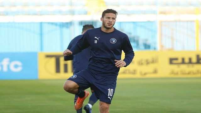 معلق بي إن سبورتس يُكذب بيراميدز بخصوص رمضان صبحي