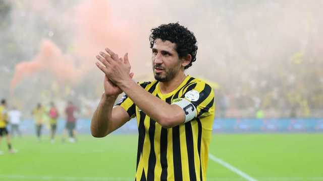 الميركاتو الشتوي يهدد محترفي الاتحاد السعودي.. موقف أحمد حجازي