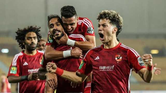 لاعبو الأهلي يحتفلون بـ تاو وكهربا على طريقتهم الخاصة.. شاهد