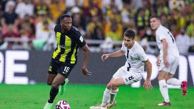 مدرب الاتحاد السعودي يحذر من مواجهة الأهلي في كأس العالم للأندية