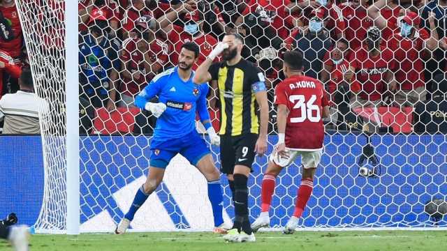 إعلامي يوضح.. حقيقة تكسير جماهير الأهلي مدرجات 'الجوهرة المشعة' أمام الاتحاد السعودي