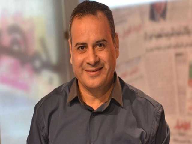 الإعلامي جابر القرموطي يفاجئ الخط الساخن لهيئة الدواء للتأكد من فاعلية الخدمة