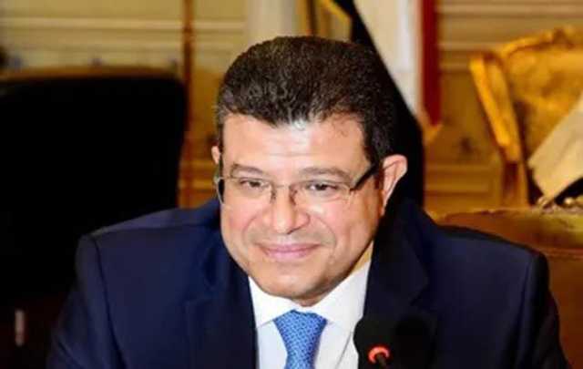 رئيس اقتصادية النواب يطالب بالاهتمام بتطوير الصناعة في مصر