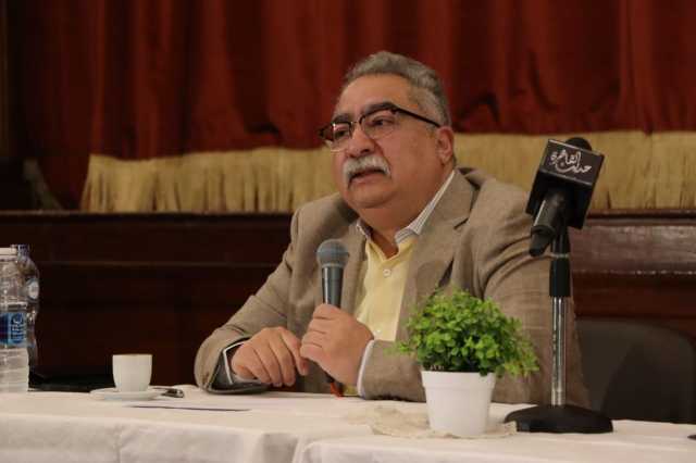 إبراهيم عيسى: تيار الإسلام السياسي يحرم الاحتفال بعيد الحب