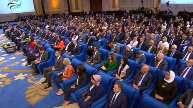 السيسي: ممكن نكون 140 مليون نسمة بـ 2040 وهنحتاج 150 مليار متر مياه.. إزاي؟