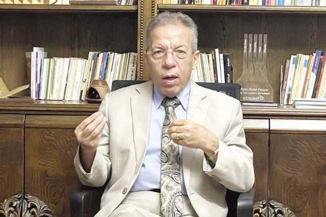 نقيب الأطباء: 520 طبيبًا سجلوا للتطوع لعلاج جرحى فلسطين