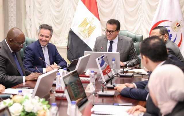 وزير الصحة يستقبل المدير العالمي لمؤسسة التمويل الدولية للصحة والتعليم