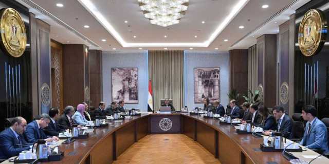 المثلث الذهبي.. مدبولي يوجه بسرعة طرح المشروعات على القطاع الخاص وترويجها