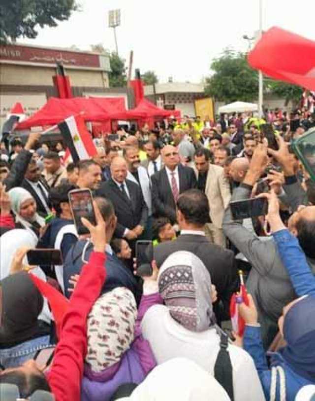 السيسي 197 الف 356 صوتا.. نتائج فرز الأصوات الأولية في النزهة بمحافظة القاهرة