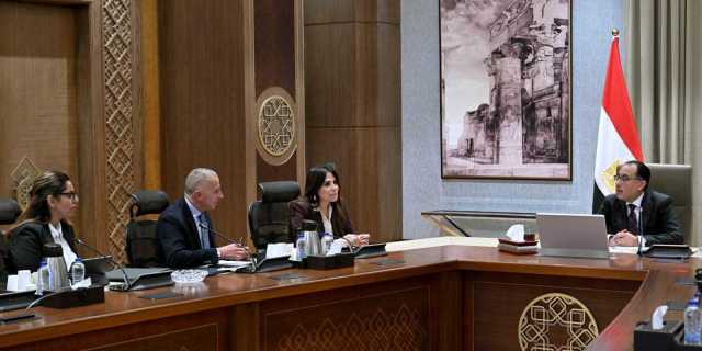 رئيس الوزراء: أولوية لدعم مشروعات المدارس الفنية والجامعات التكنولوجية